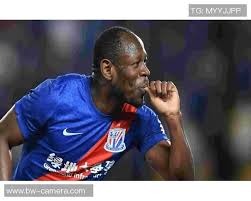 英超积分榜：曼城维拉+换帅双雄掉队 枪手战红军定江山